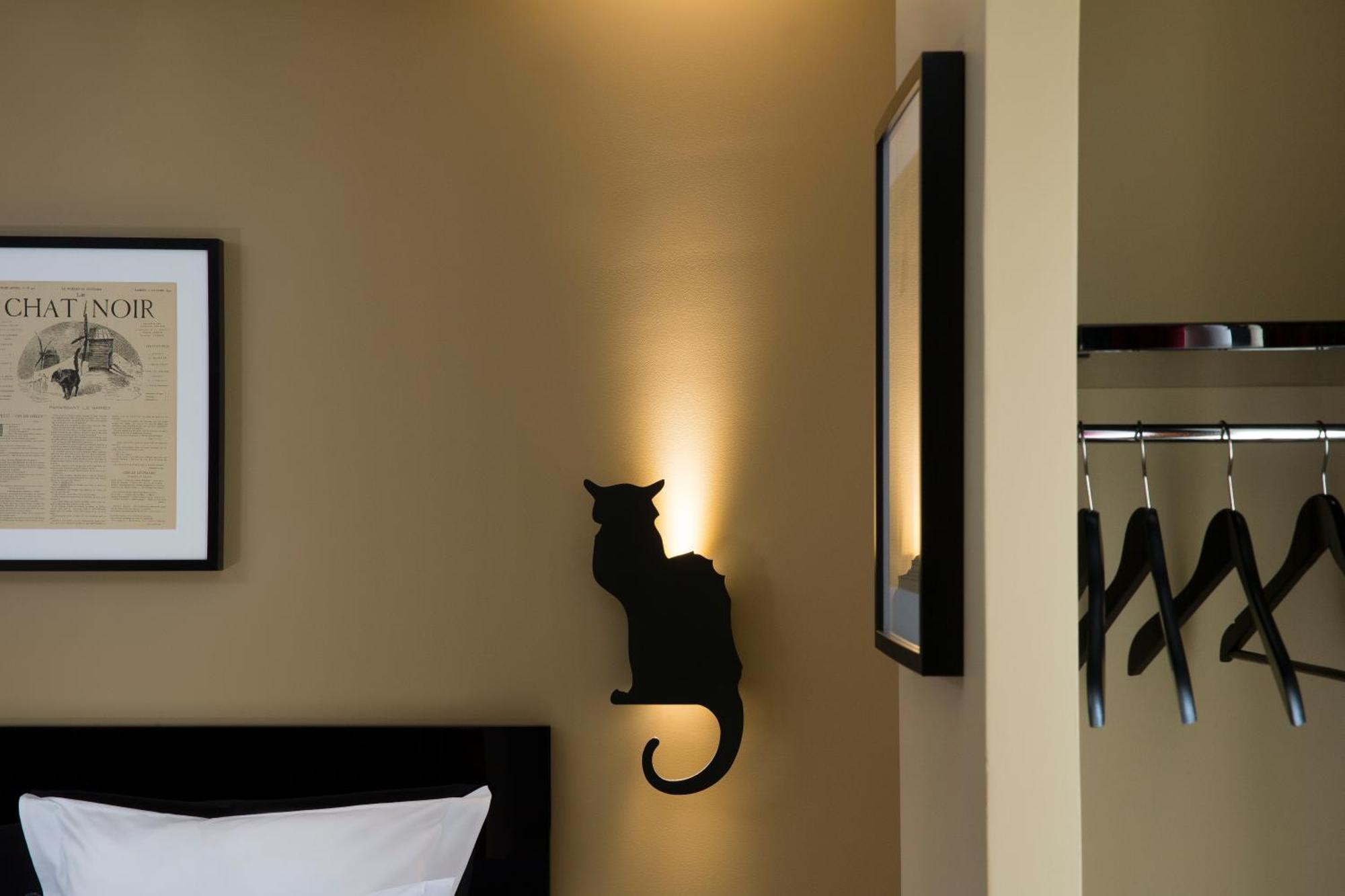 Hotel Le Chat Noir Paris Zimmer foto